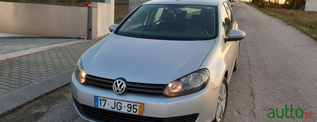 2010' Volkswagen Golf photo #1