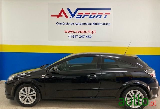 2008' Opel Astra Gtc photo #6