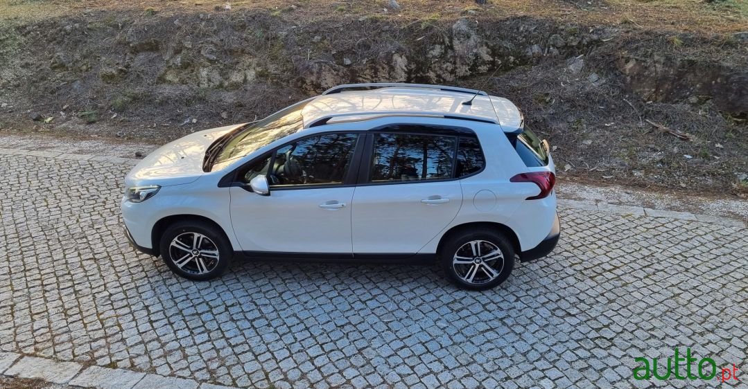 2017' Peugeot 2008 photo #4