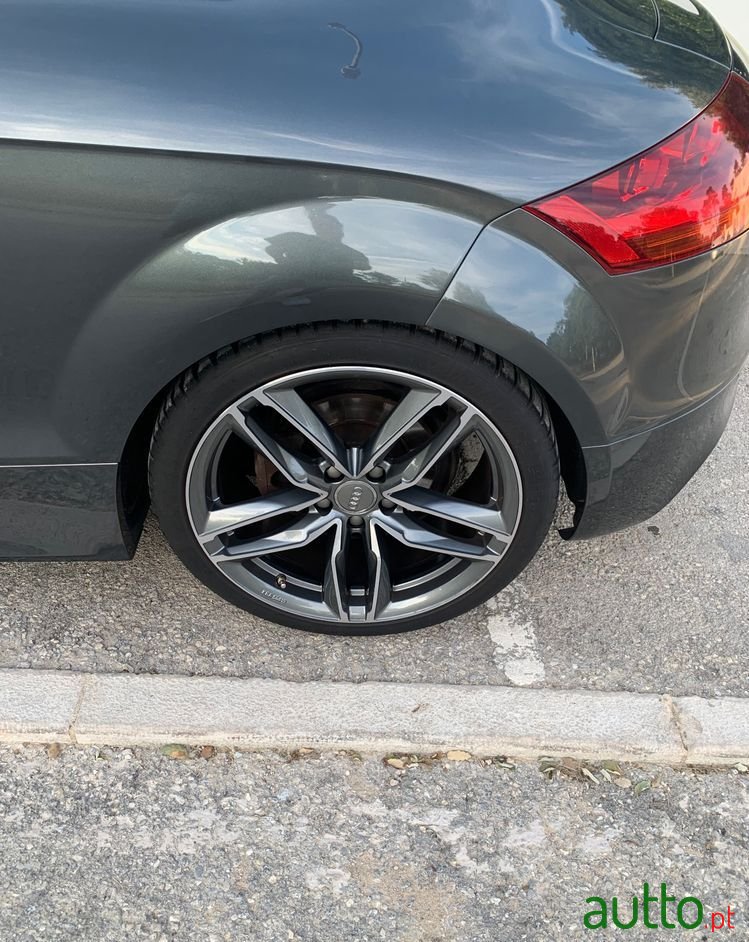 2012' Audi TT Roadster photo #4