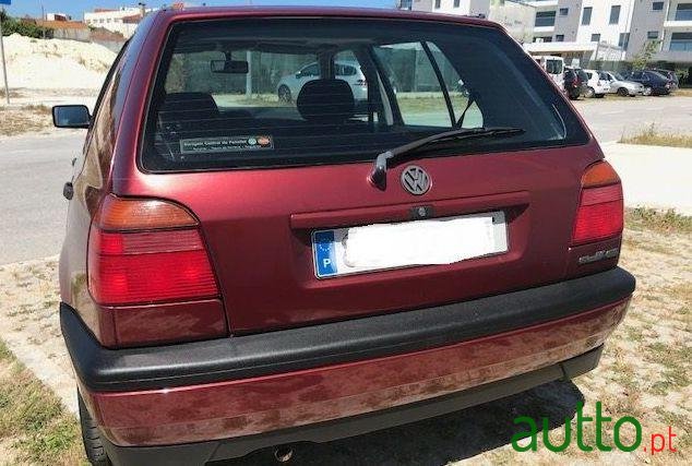 1993' Volkswagen Golf photo #3
