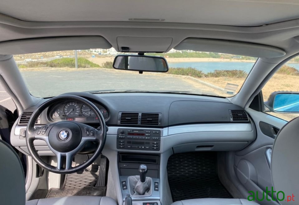 2001' BMW 325 photo #5