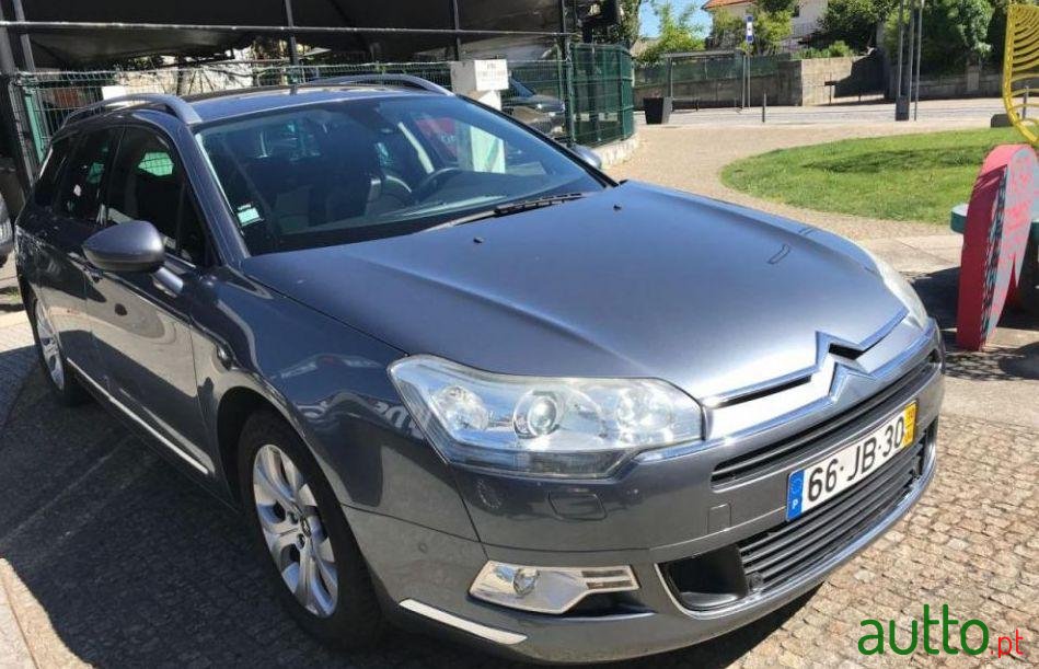 2010' Citroen C5 Tourer 2.0 Hdi Exclusive photo #1