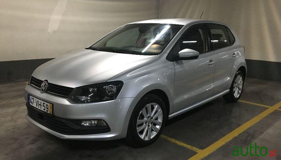 2014' Volkswagen Polo photo #1