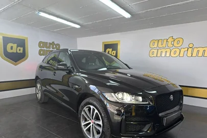 2019' Jaguar F-Pace 2.0 I4D R-Sport Aut.