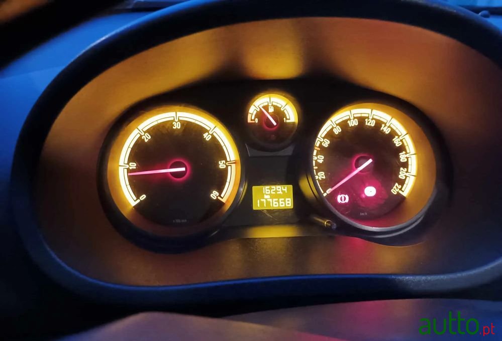 2009' Opel Corsa photo #2