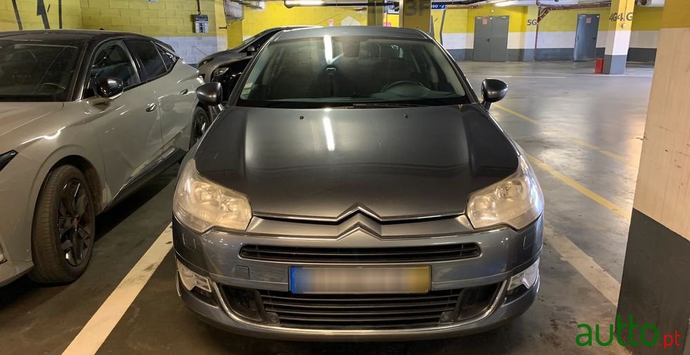 2009' Citroen C5 1.6 Hdi Sx photo #2