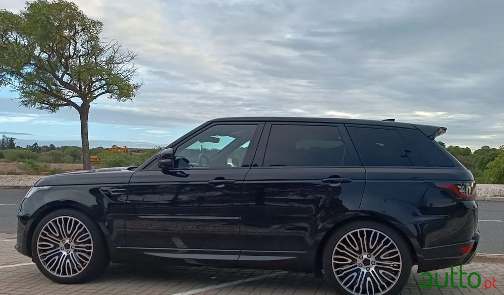 2022' Land Rover Range Rover Sport photo #5