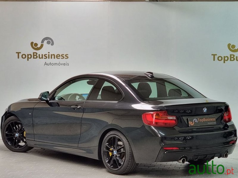 2014' BMW 220 photo #2