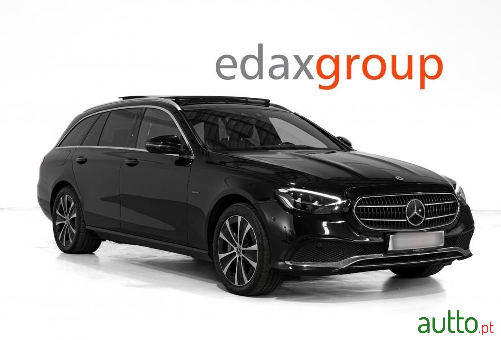 2021' Mercedes-Benz Classe E photo #1