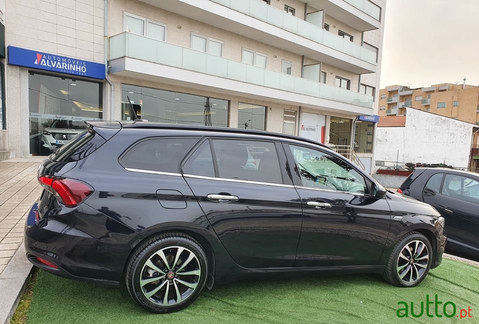 2018' Fiat Tipo Station Wagon photo #5