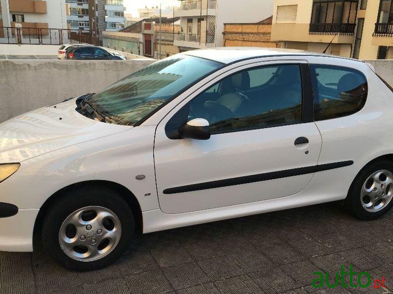 2000' Peugeot 206 2.0 Hdi Xs photo #5