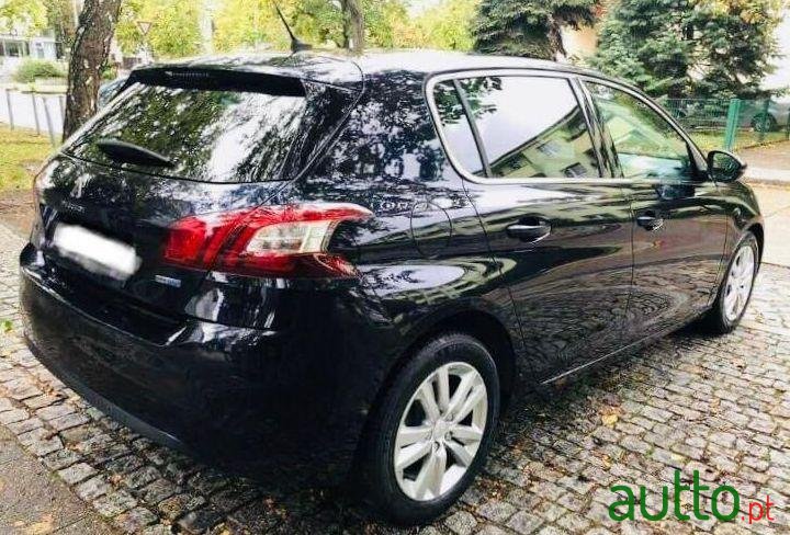 2015' Peugeot 308 photo #1