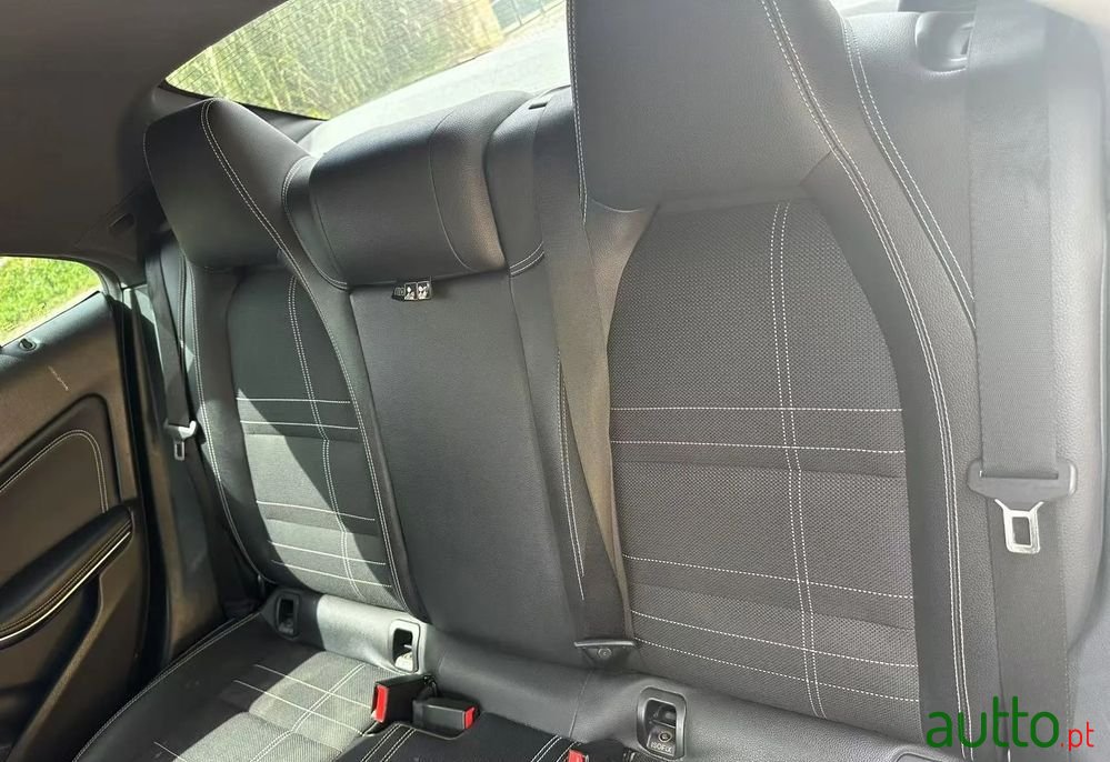 2015' Mercedes-Benz Classe Cla Cdi Aut. photo #2