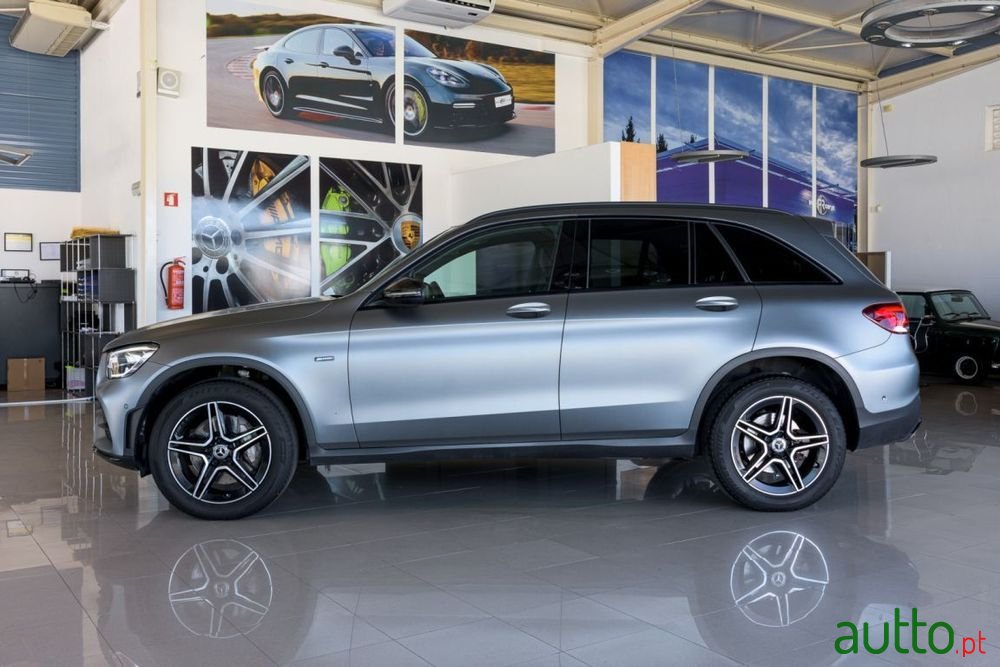 2020' Mercedes-Benz Classe Glc De 4Matic photo #2