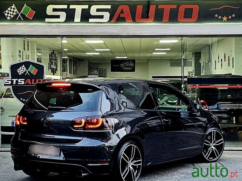 2010' Volkswagen Golf 2.0 Gti Dsg photo #3