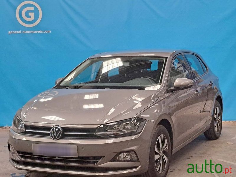 2021' Volkswagen Polo 1.0 Tsi Life photo #1