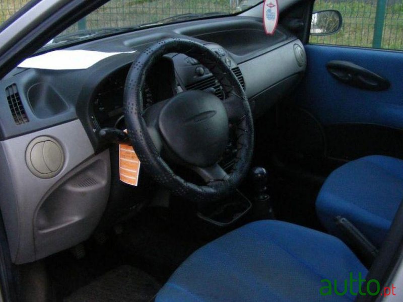 2002' Fiat Punto 1.2 60 Dynamic photo #2