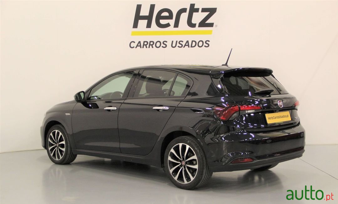 2020' Fiat Tipo photo #3