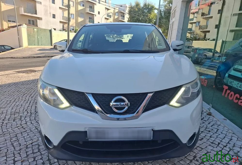 2015' Nissan Qashqai photo #2