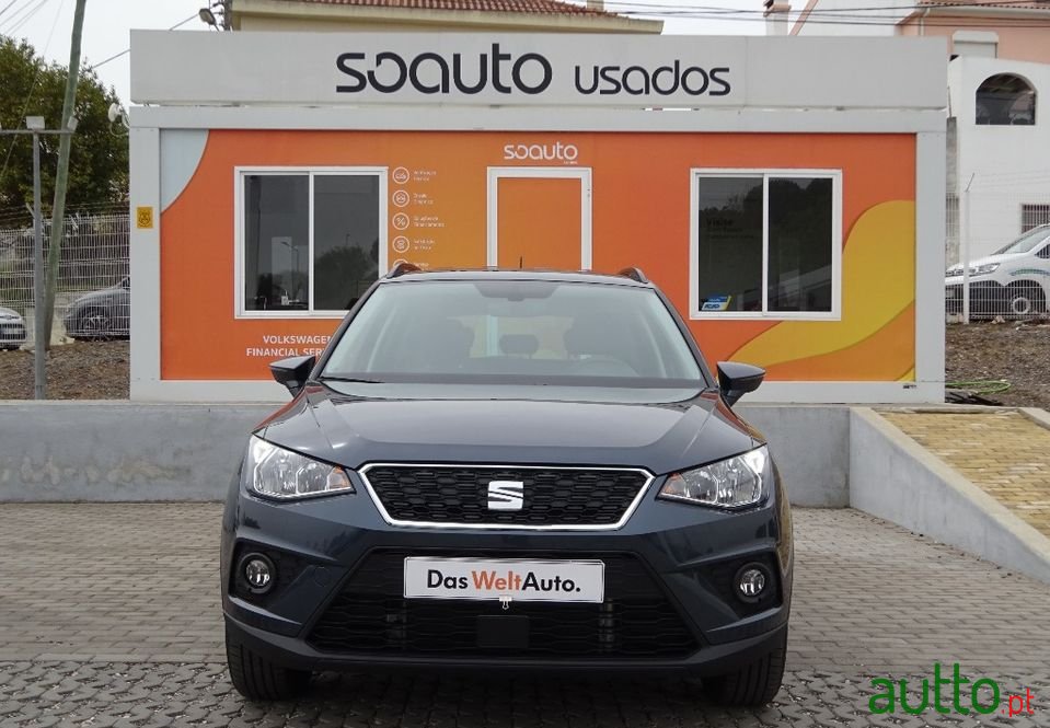 2021' SEAT Arona photo #2