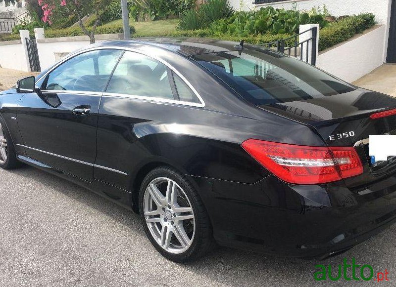 2010' Mercedes-Benz E-350 Cdi photo #2