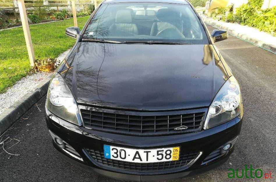 2005' Opel Astra Gtc photo #5