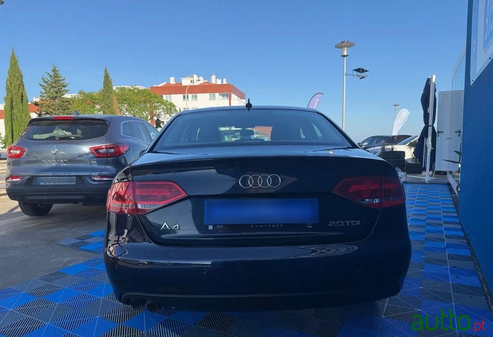 2008' Audi A4 2.0 Tdi Advance photo #3