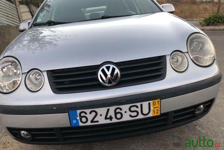 2001' Volkswagen Polo photo #1
