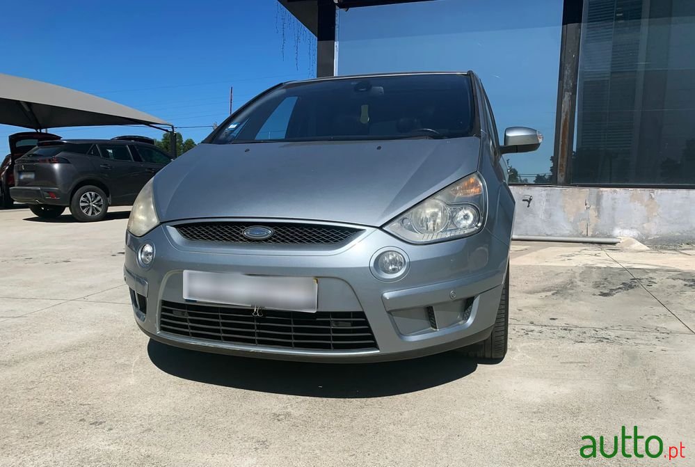 2008' Ford S-Max 2.0 Tdci Titanium 7L photo #3