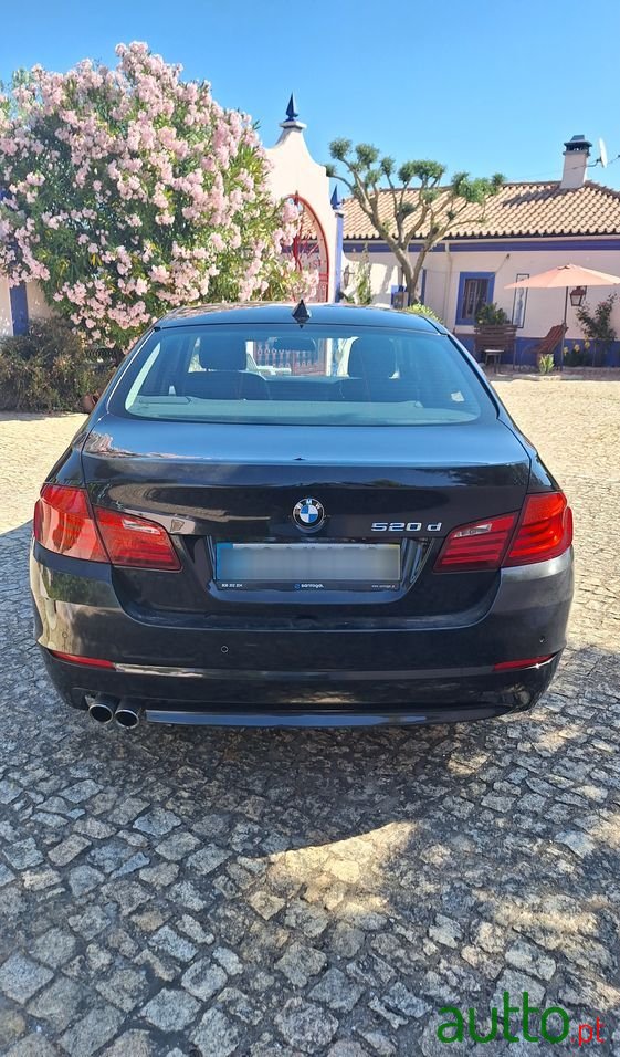 2012' BMW 520 D Auto 123G photo #4