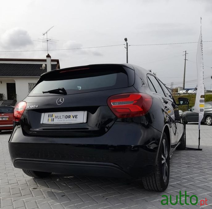 2017' Mercedes-Benz A-180 photo #4