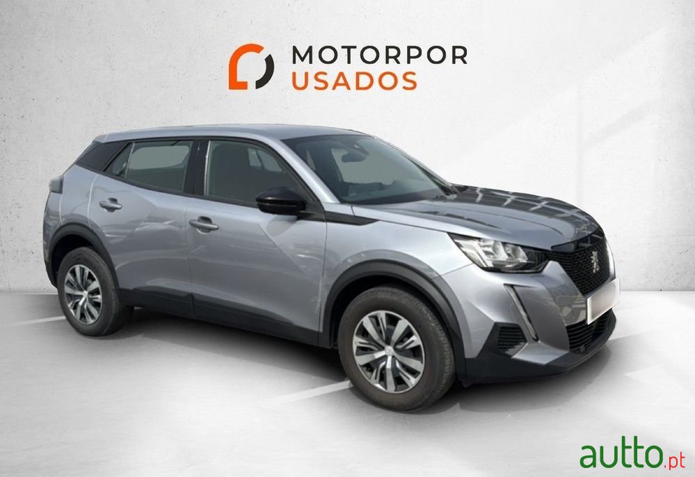 2023' Peugeot 2008 1.2 Style photo #3
