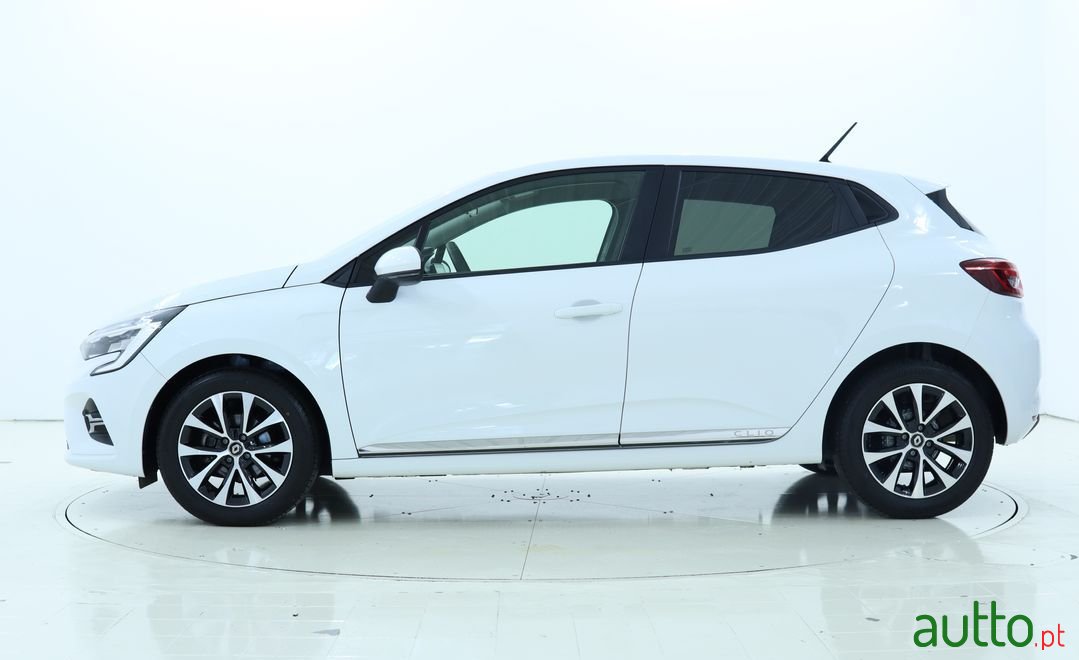 2020' Renault Clio photo #3