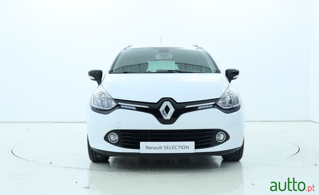 2015' Renault Clio photo #2