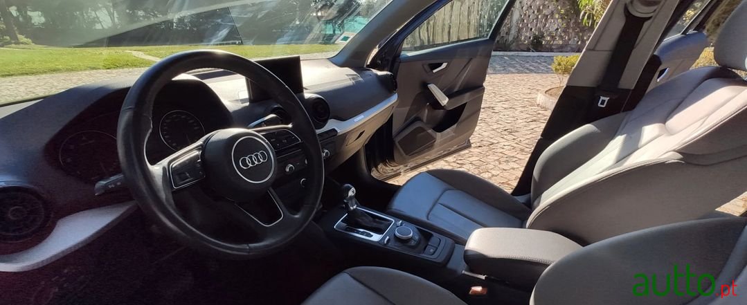 2017' Audi Q2 photo #6