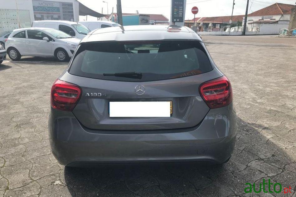 2016' Mercedes-Benz A-180 photo #1