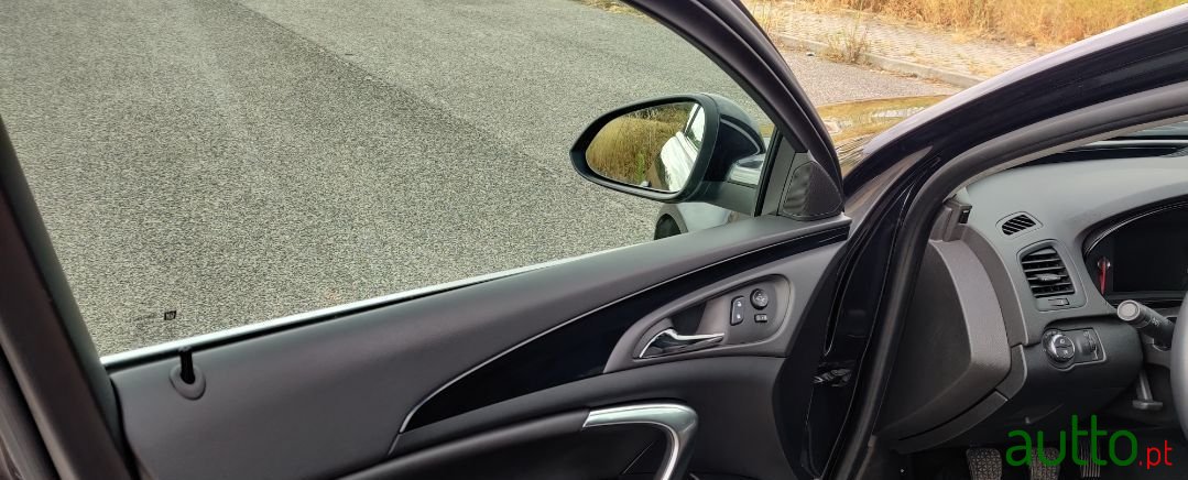 2015' Opel Insignia Sports Tourer photo #5