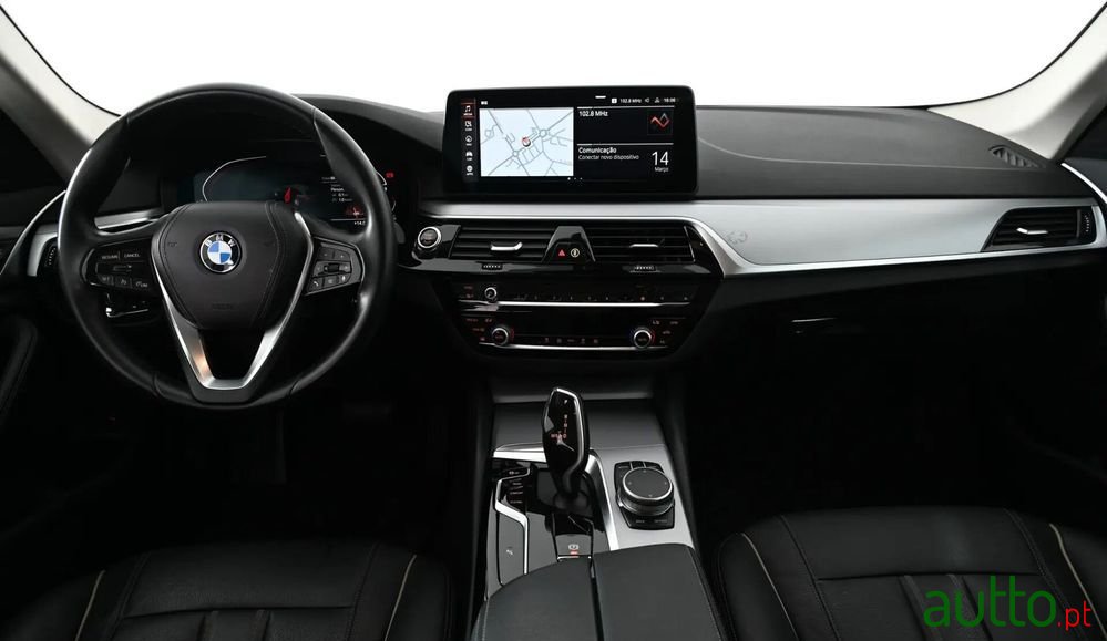 2021' BMW Série 5 D Auto photo #3