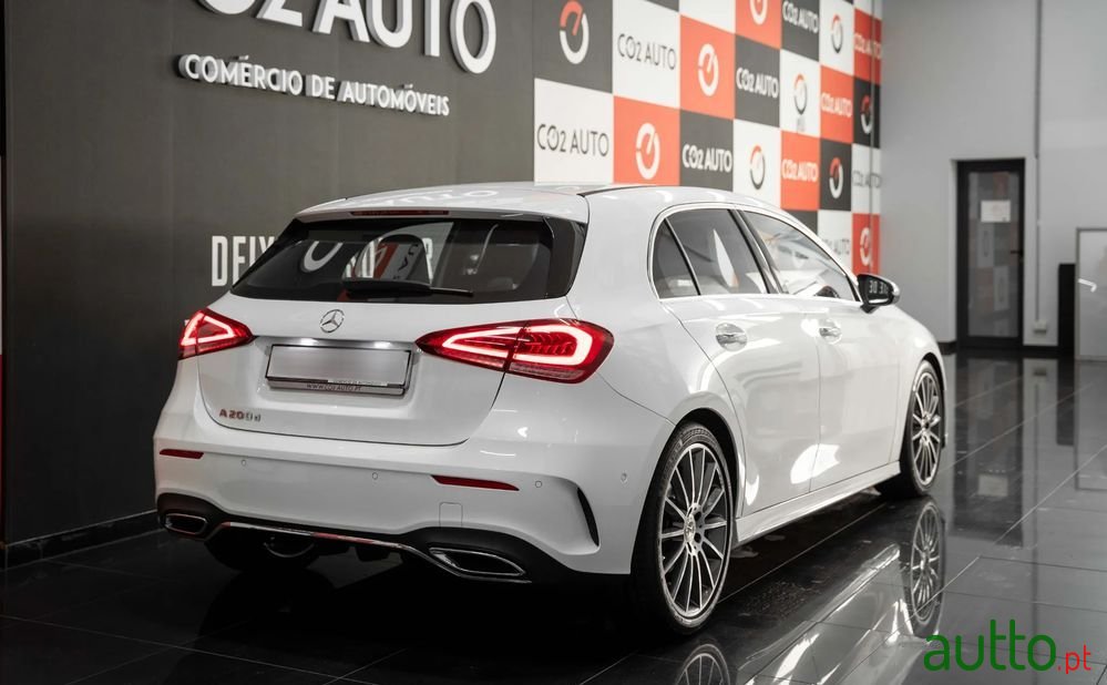 2022' Mercedes-Benz Classe A photo #3