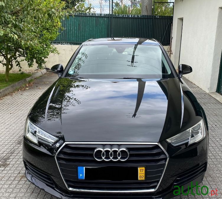 2017' Audi A4 photo #2