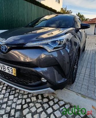 2018' Toyota C-Hr photo #3