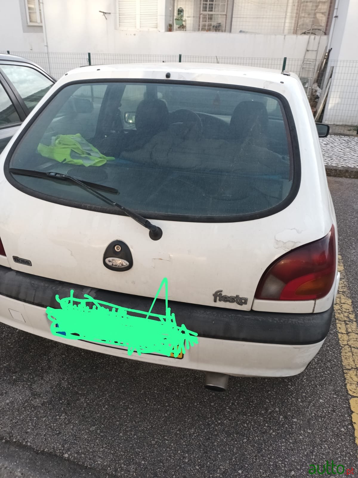 2000' Ford Fiesta photo #3