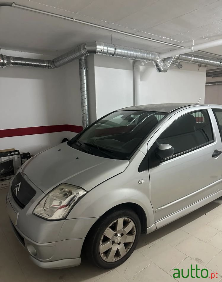 2008' Citroen C2 1.4 Hdi Vsx photo #2