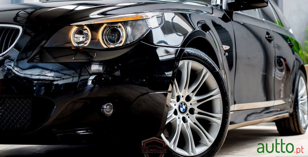 2006' BMW 520 D Touring photo #2