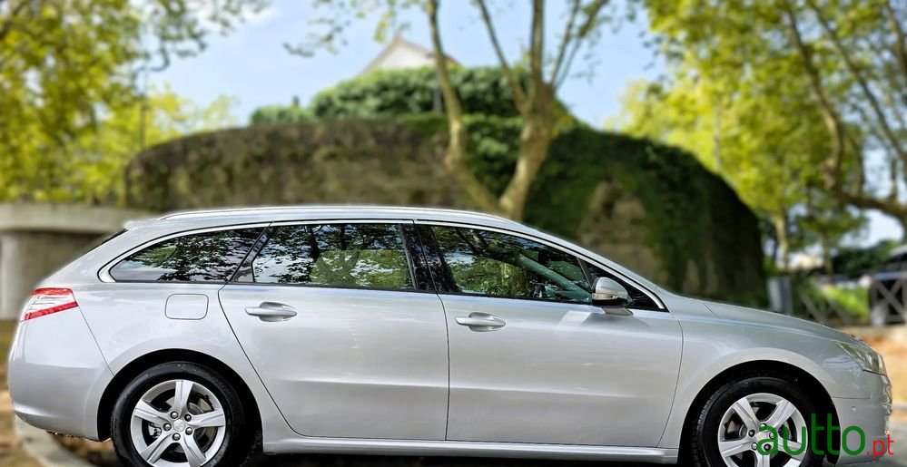 2011' Peugeot 508 photo #5