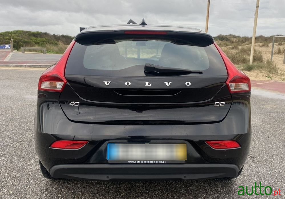 2016' Volvo V40 D2 photo #2