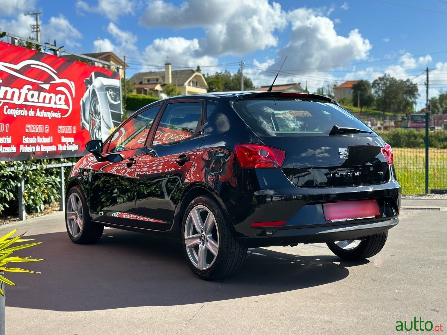 2015' SEAT Ibiza photo #6