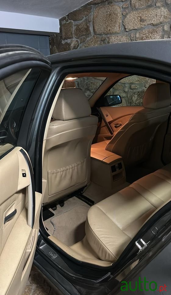 2005' BMW 520 D Touring photo #6