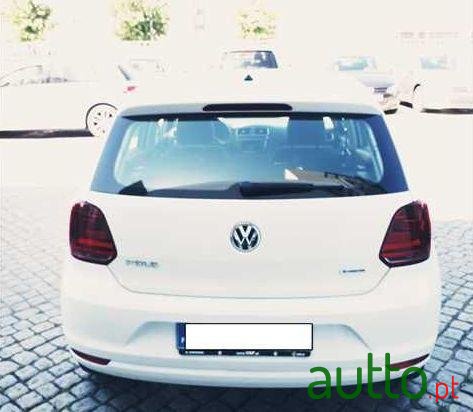 2016' Volkswagen Polo 1.0 photo #2